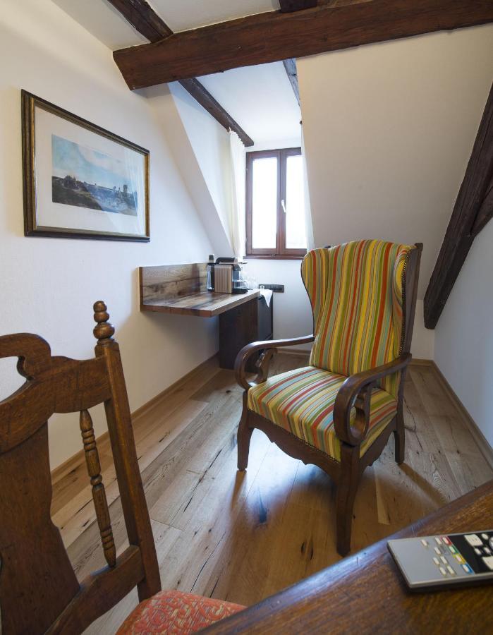 Hotel Ochsen Post Tiefenbronn Exteriör bild